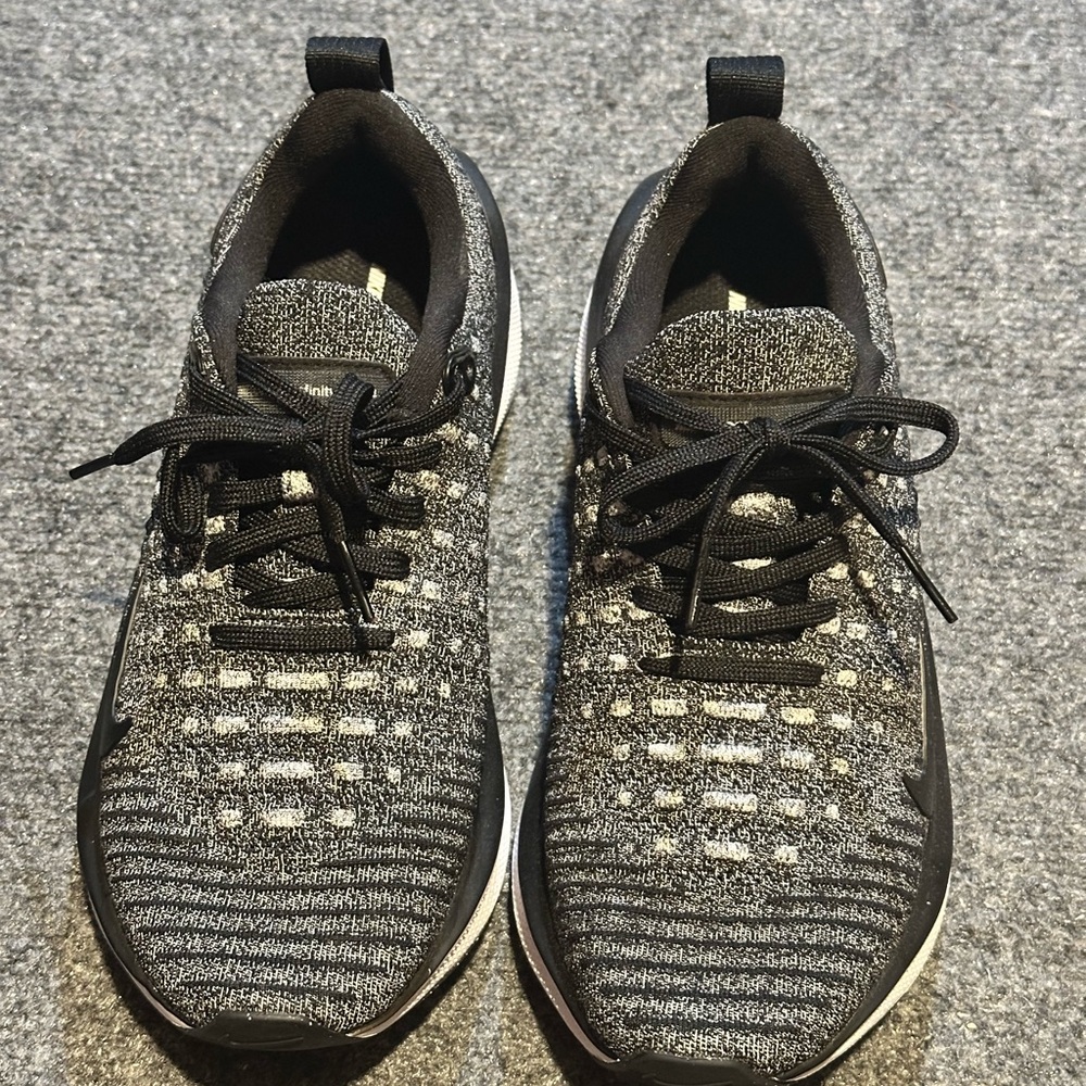 Nike Black and Gray Athletic Shoes